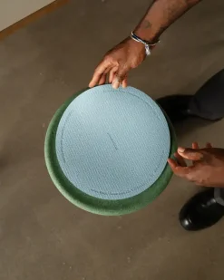 Antypoślizgowa podkładka do dynamicznego siedzenia Stapelstein® Pad - light blue