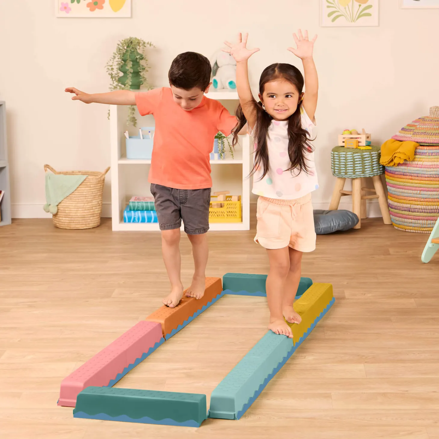 Balance & Hop Beams – belki sensoryczne