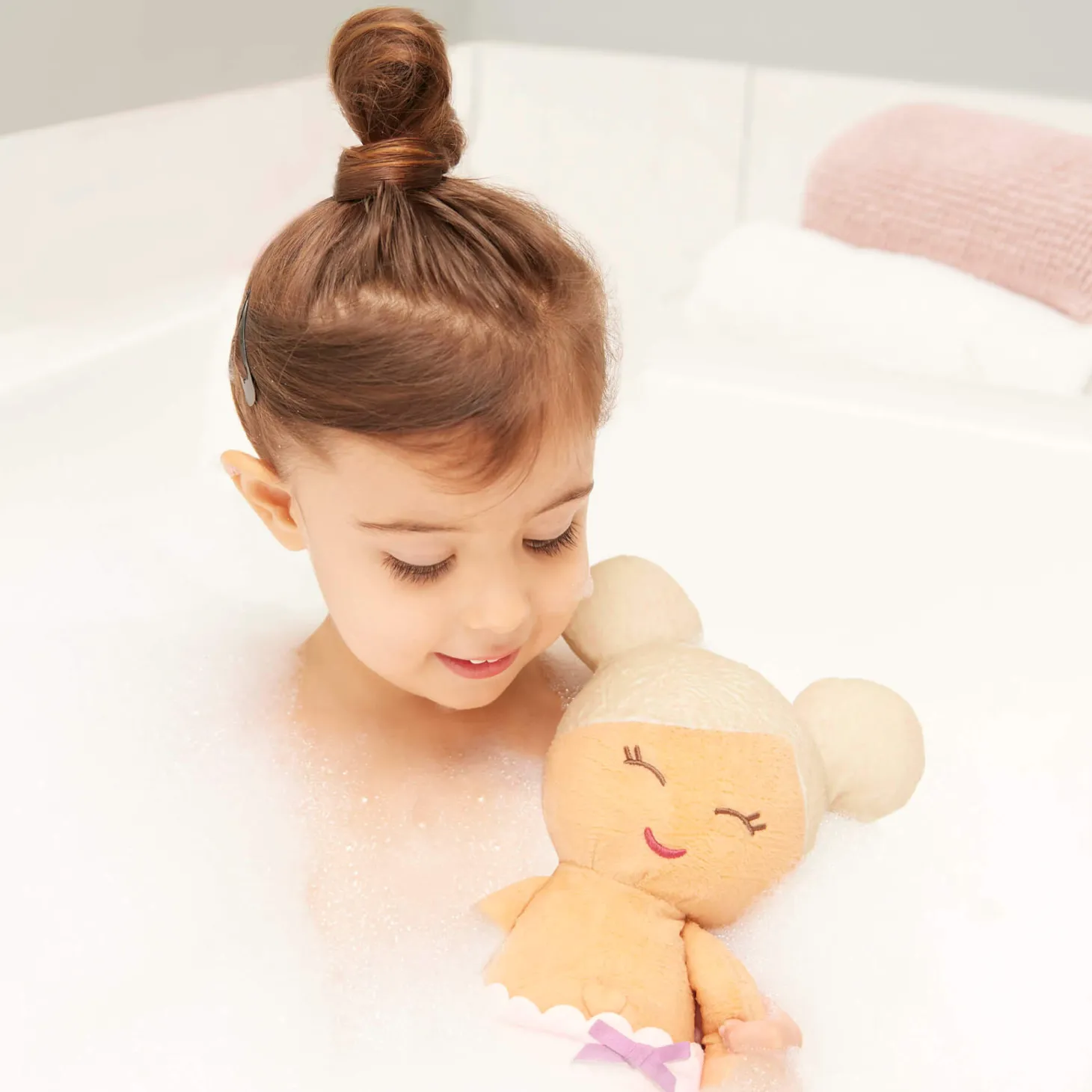 Bath Doll - lalka przytulanka do kąpieli - blondynka, wersja bez ręczniczka