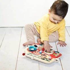 Drewniana tablica manipulacyjna Wóz strażacki Nosorożec Marius 9 m+