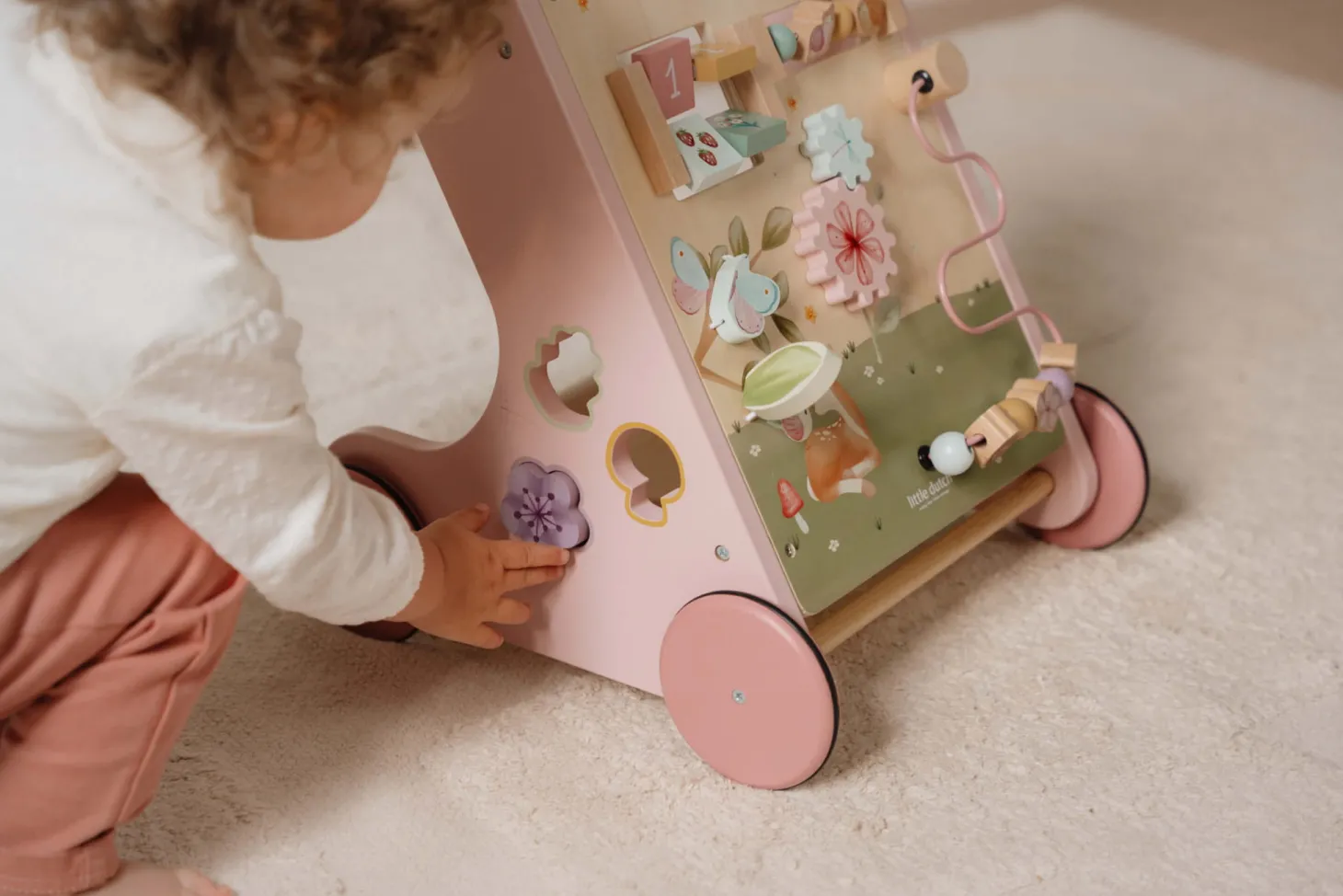 Drewniany chodzik edukacyjny Fairy Garden FSC