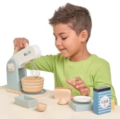 Drewniany mikser z zestawem do pieczenia, Mini Chef