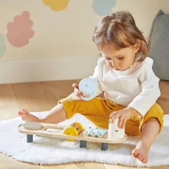 Drewniany muzyczny ministolik Dżdżownica Sweet Cocoon 12 m +