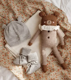 Duży dziergany miś z wełny alpaki - oat pyjamas