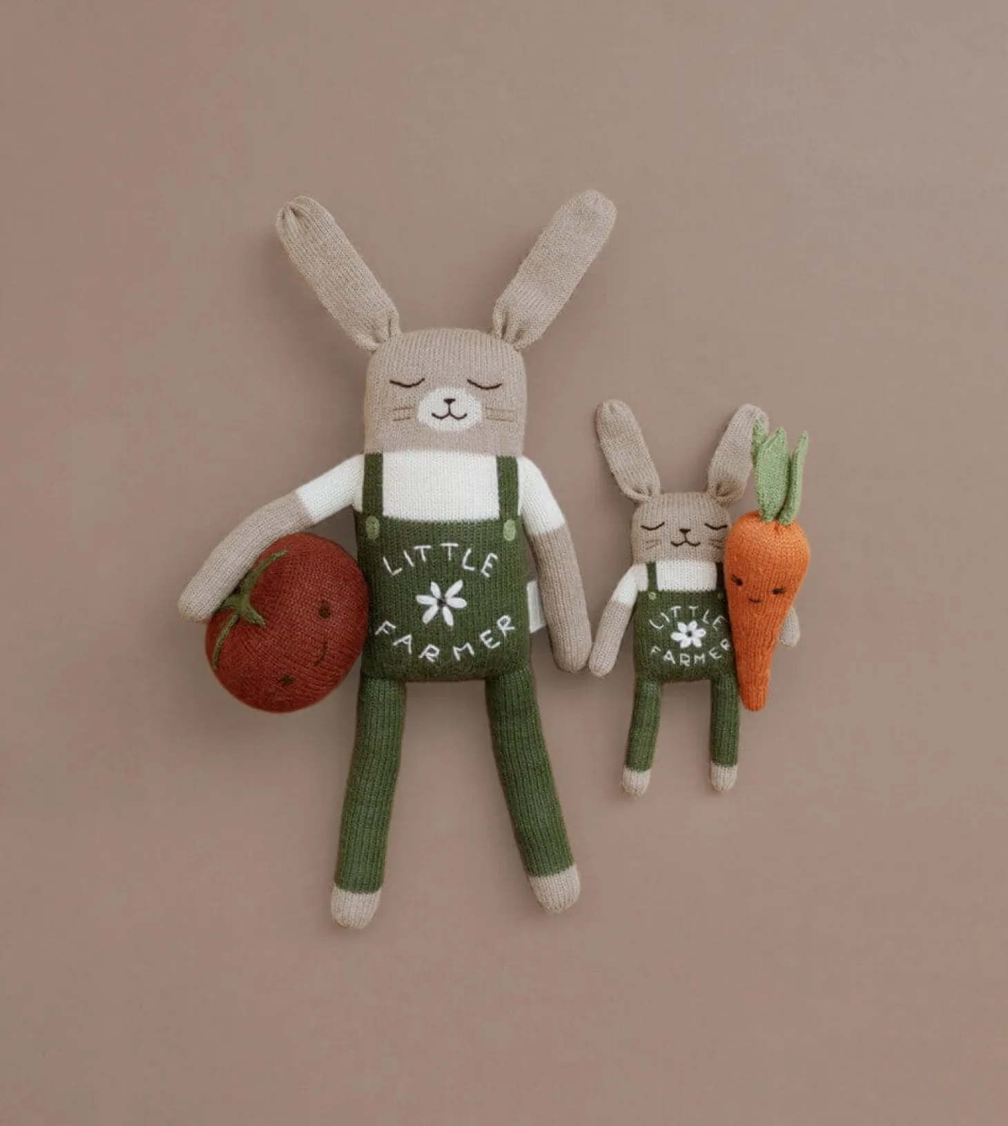 Dziergany królik z wełny alpaki - little farmer