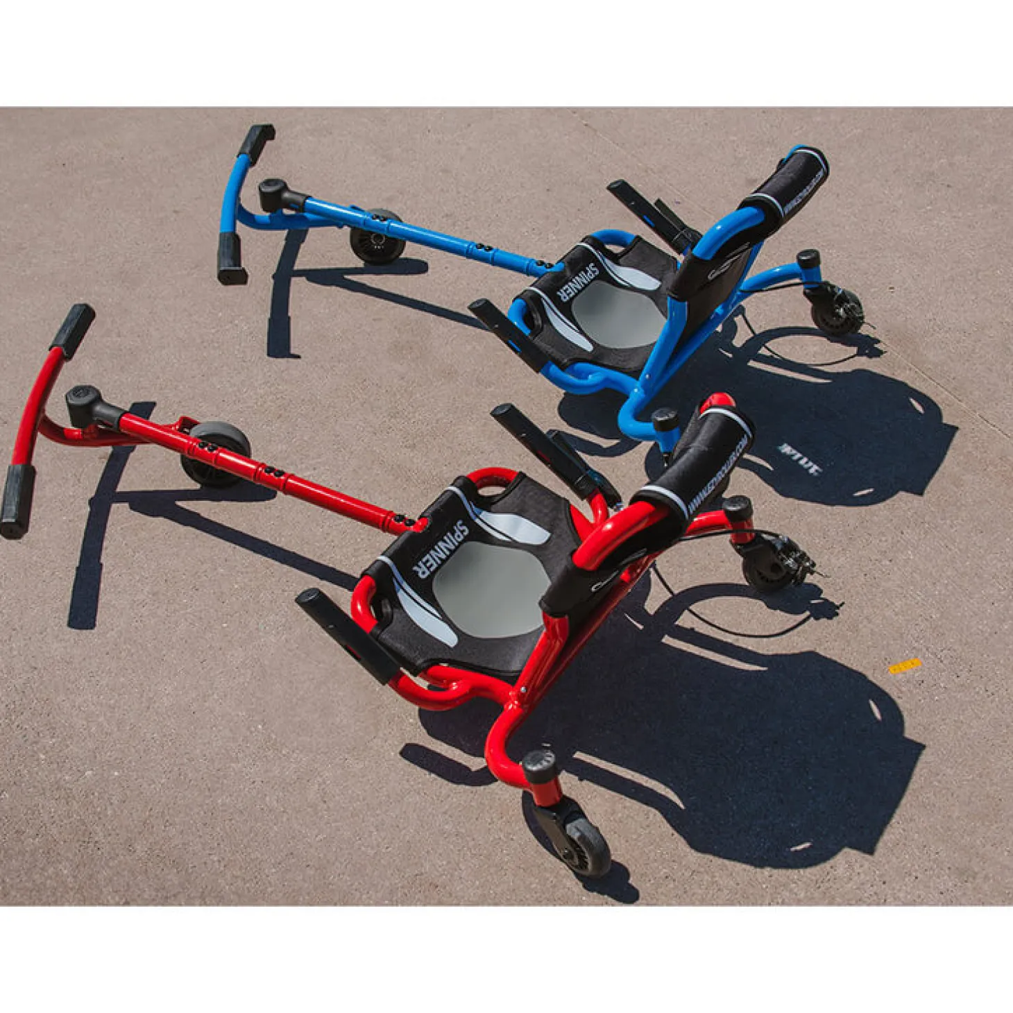 EzyRoller Spinner X Pojazd gokart napędzany nogami z funkcją 360° 4-12 lat - Blue
