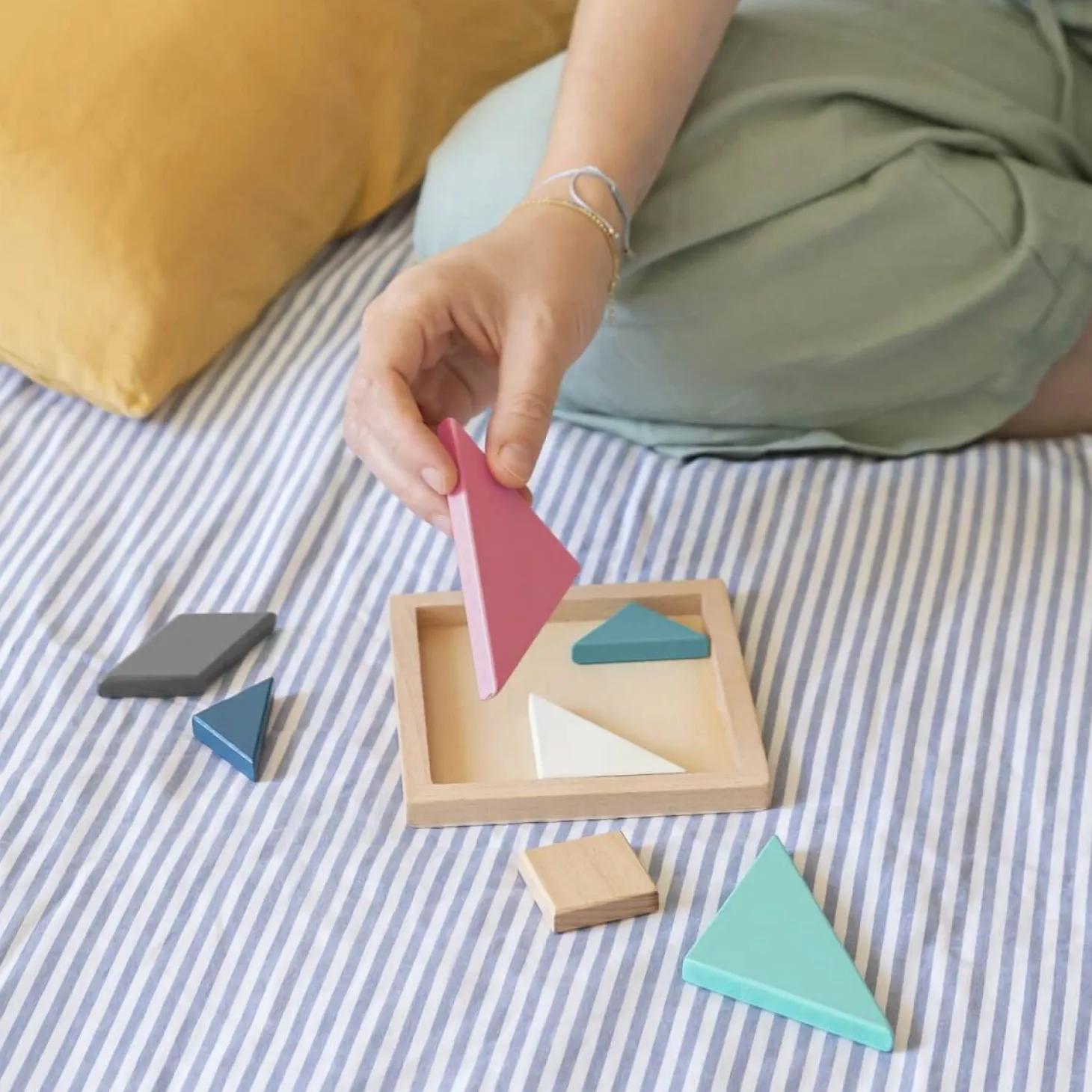 Gra logiczna - Tangram