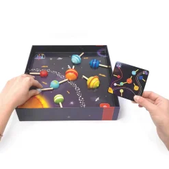 Gra Spinning Planets