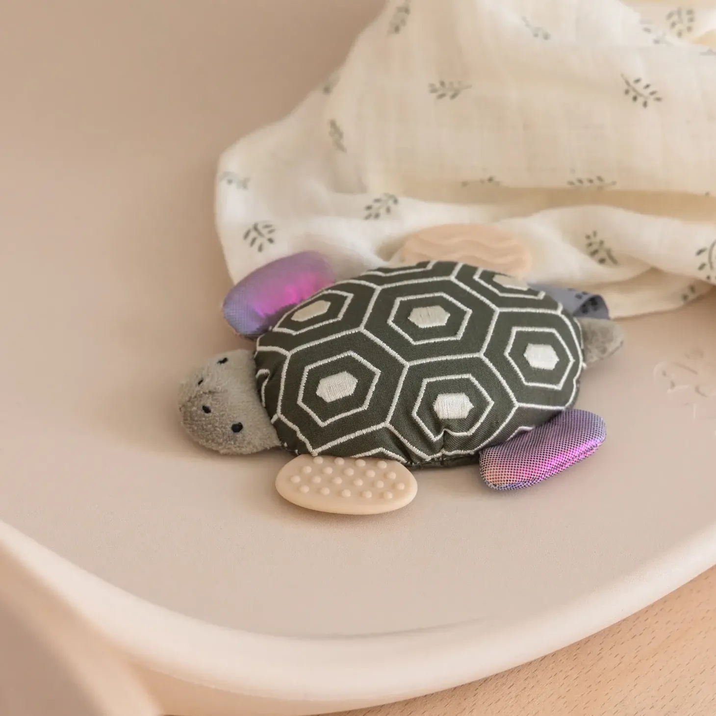 Grzechotka z lusterkiem - Turbo the turtle