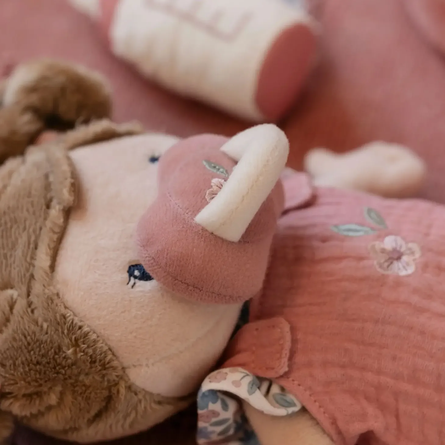 Laleczka w koszyczku Baby Rosa
