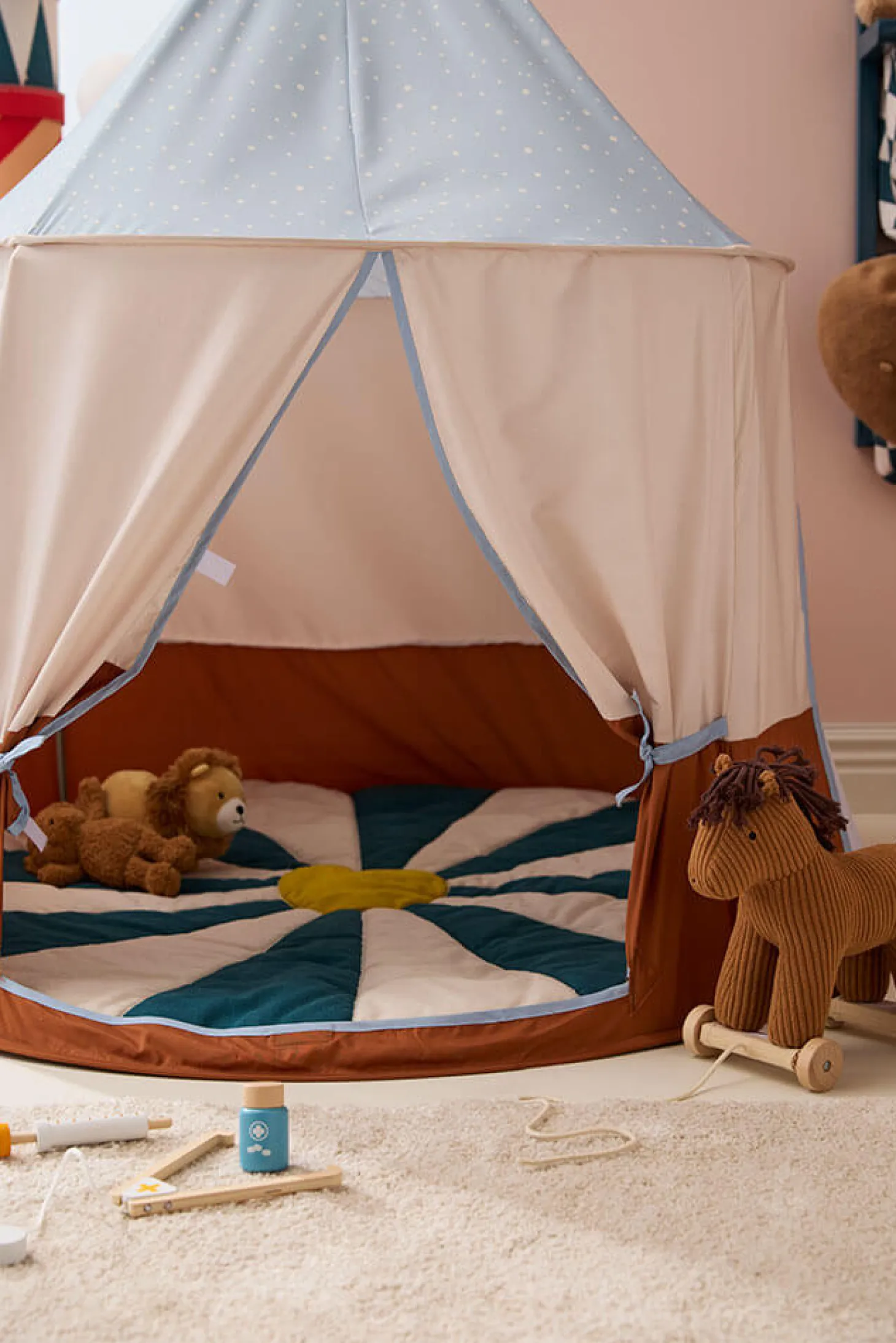 Mata do zabawy Circus - niebieska