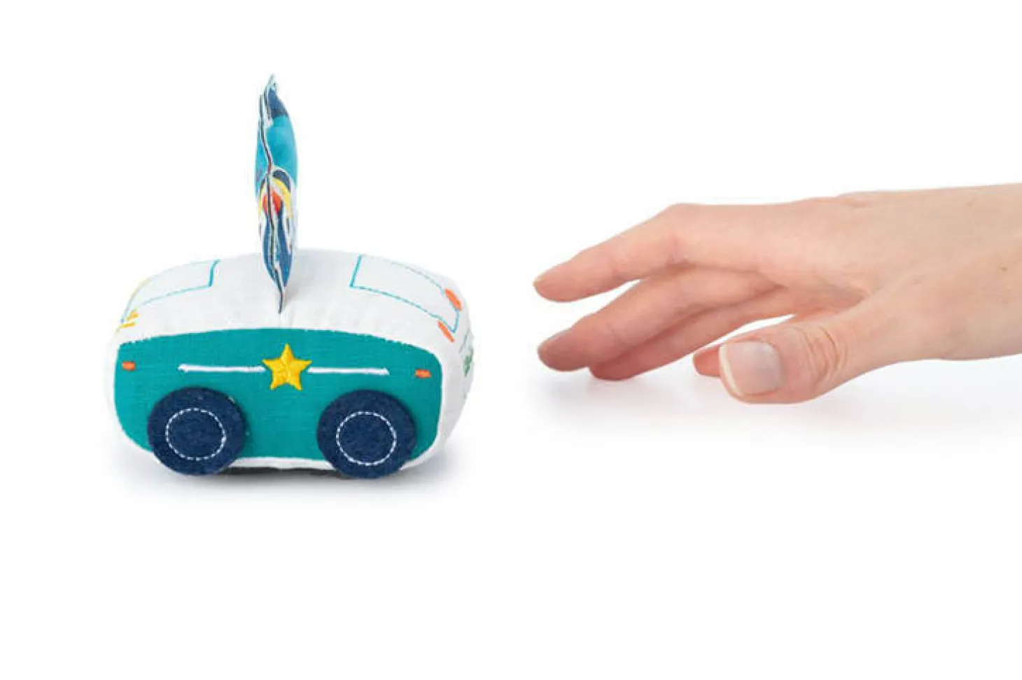 Miękkie auto z napędem pull-back Nosorożec Marius 18 m+
