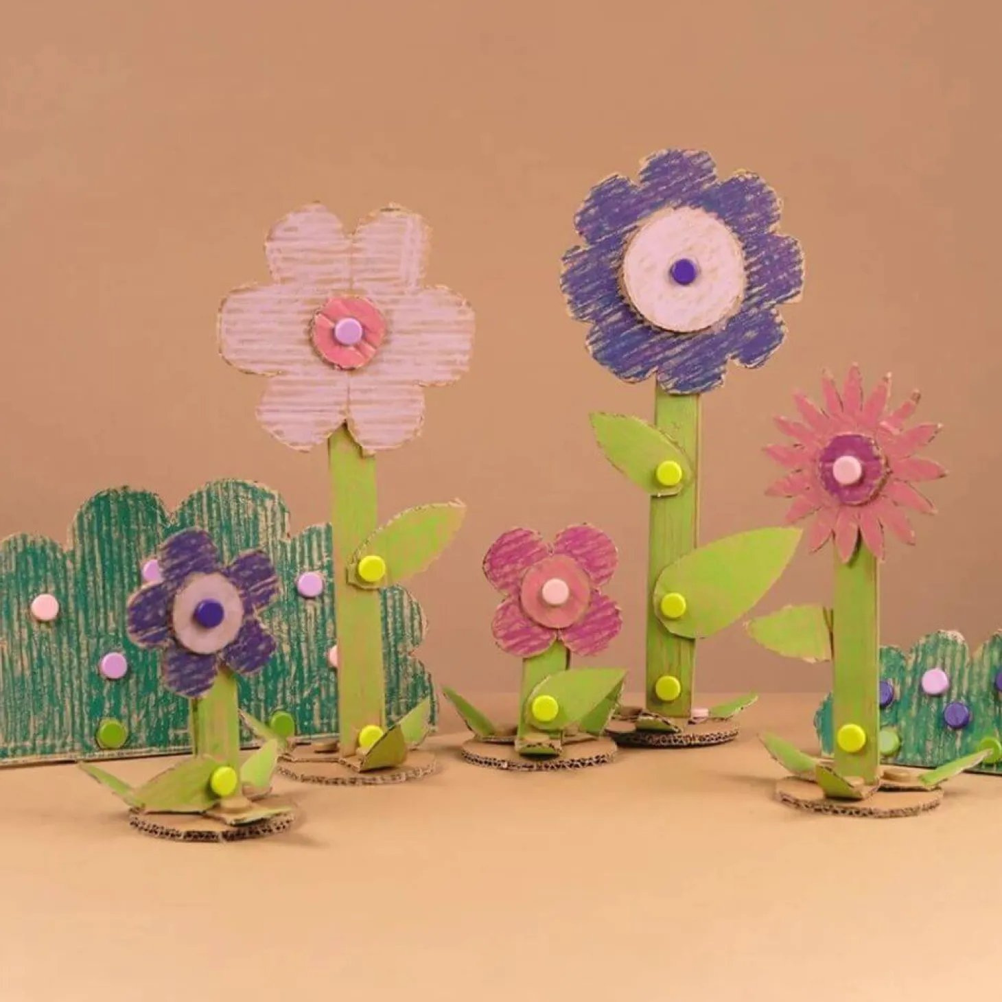 Ozdobne nakładki na śrubki Scru-Dot Makedo - Wild Things 36 el.