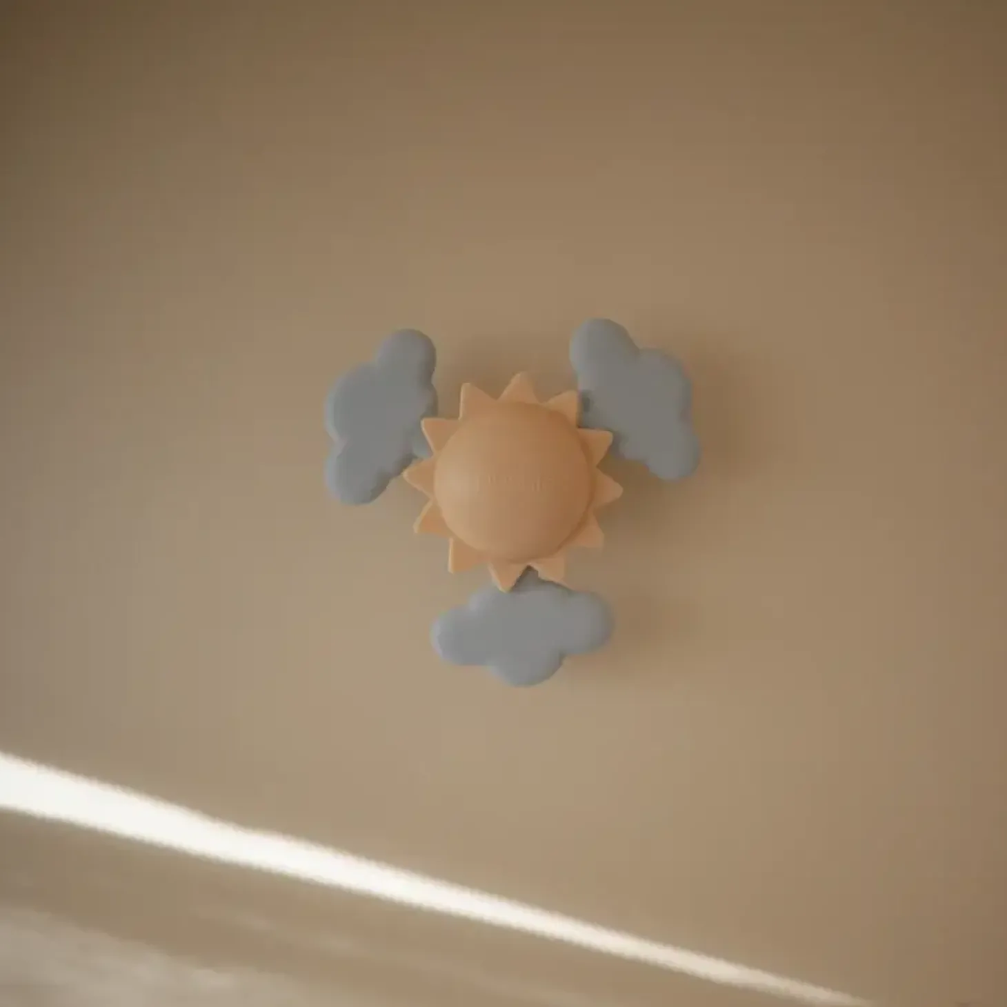 Spinner sensoryczny z przyssawką - Sunshine