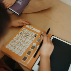 Tablet graficzny z szablonami do rysowania KIDYDRAW-MINI - dawno dawno temu
