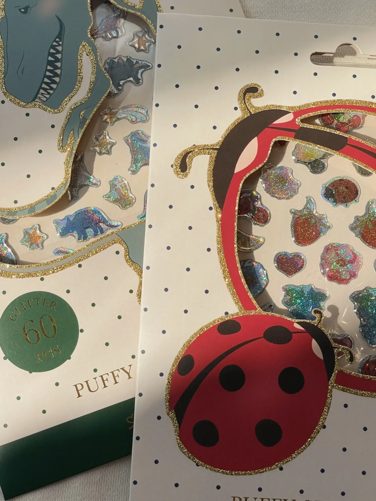 Trójwymiarowe naklejki - ladybug